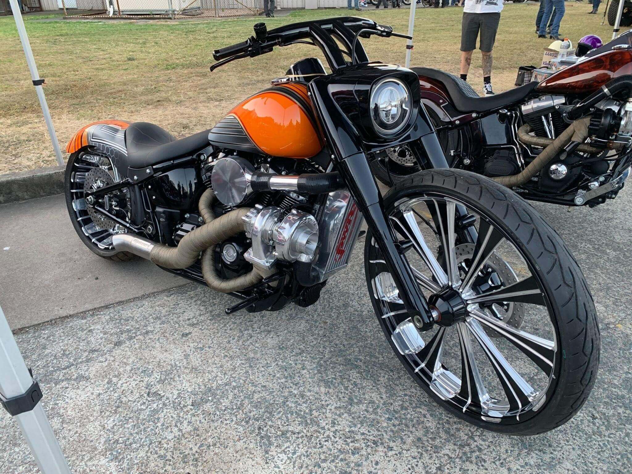 Harley Davidson M8 maintenance (1)